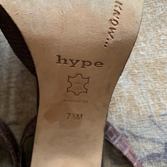 Hype woman’s high heel shoes size 7 1/2 - Picture 9 of 10
